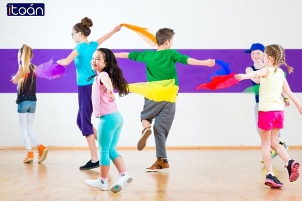Các lớp dạy nhảy cho bé uy tín nhất tại Hà Nội ba mẹ nên tham khảo
